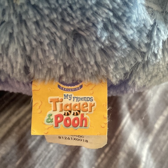 Authentic Disney Eeyore plush - Picture 7 of 8